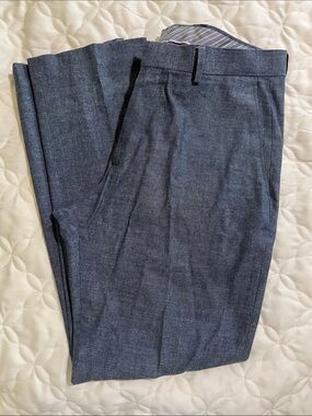 Banana Republic Tailored Slim Fit Trousers in a beautiful gray tone